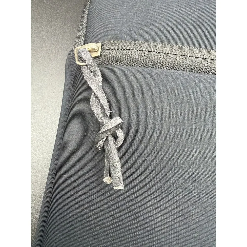 Brenthaven Laptop Sleeve Case Gray Padded Zipper MacBook Tablet 14.75